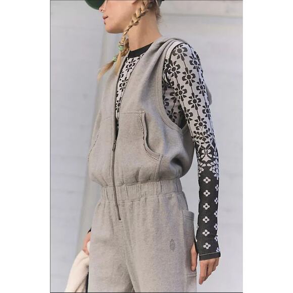 NEW Free People FP Movement Set Go Onesie XS Gray Sweatsuit Barrel One Piece - Picture 4 of 11